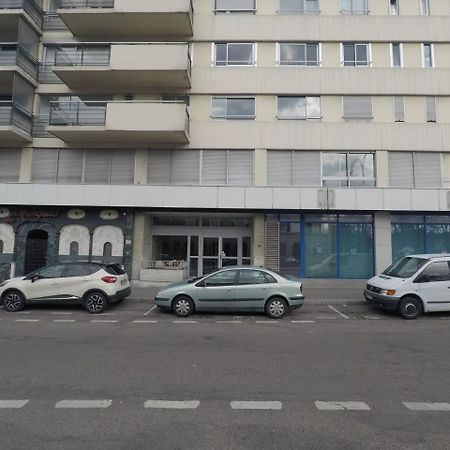 Travel Homes - Le Wilson, Face A La Gare Mulhouse Ngoại thất bức ảnh